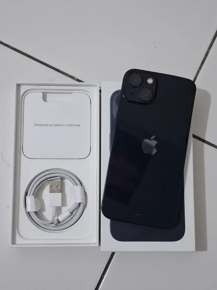 iPhone 13 128Gb iBox