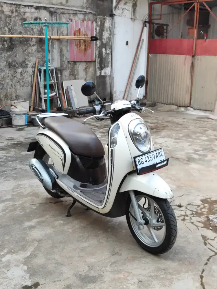 Honda scoopy 2016