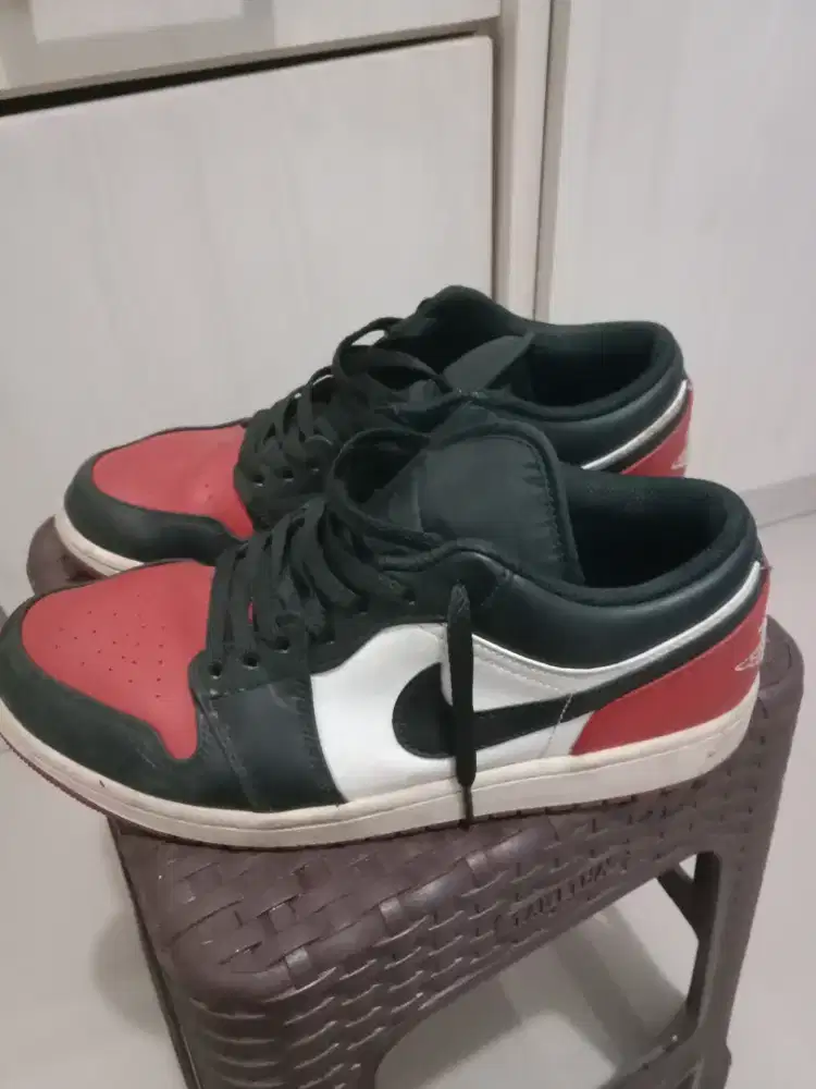 Nike Air Jordan Low Black & Red