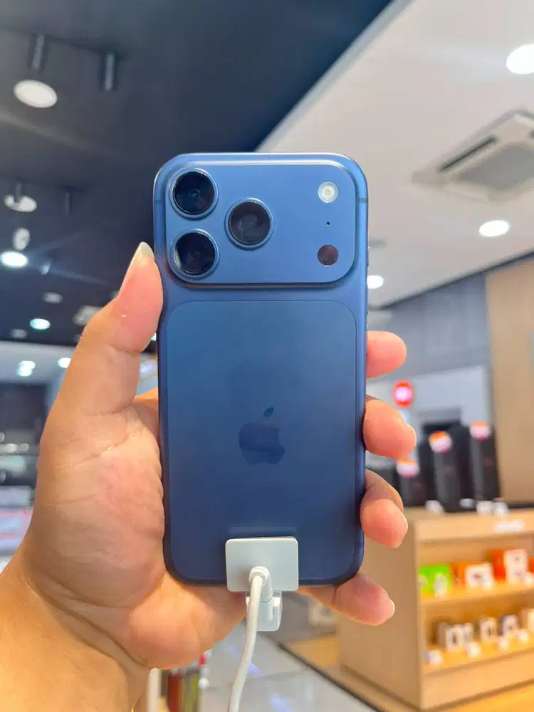 iPhone 17 Pro 256GB Garansi Resmi