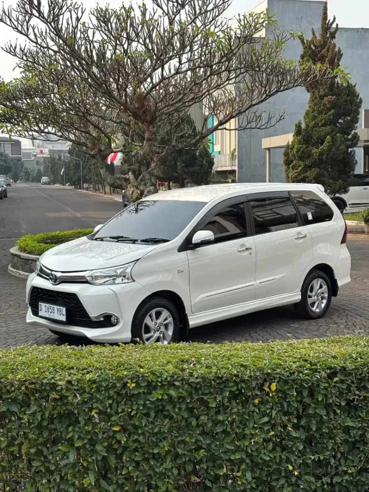 AVANZA VELOZ 1.3 M/T 2017 LOW KM ISTIMEWA