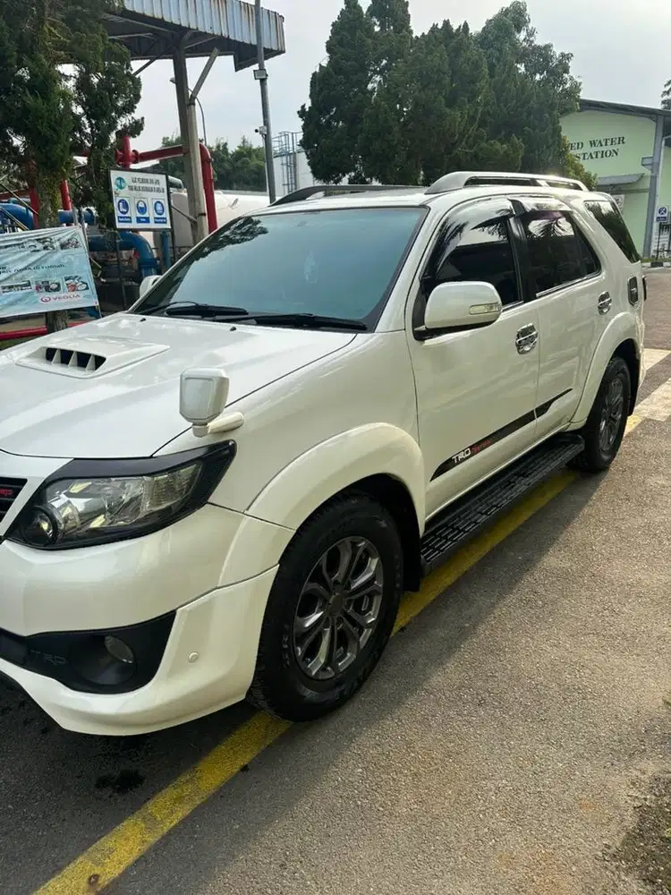 Fortuner vnt trd 2015 A/T