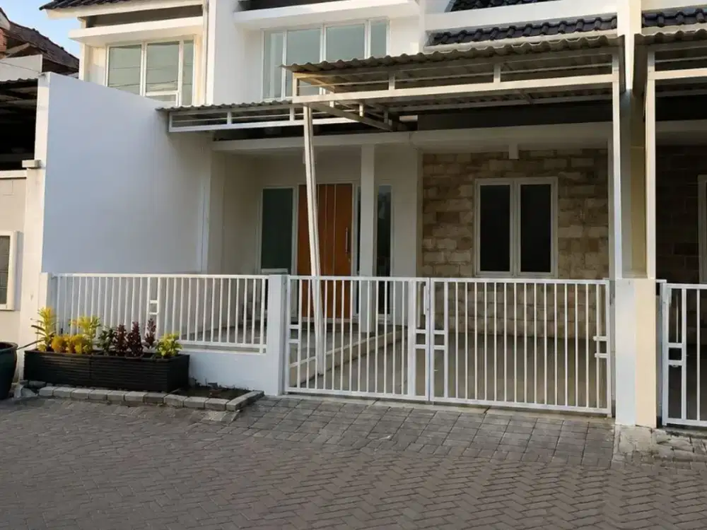 DIJUAL RUMAH GREENLAKE WONOREJO