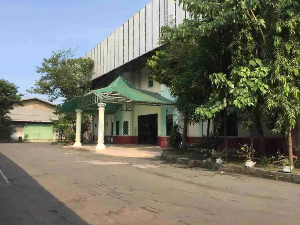 Dijual Gudang di Jalan Raya Margomulyo Surabaya Barat