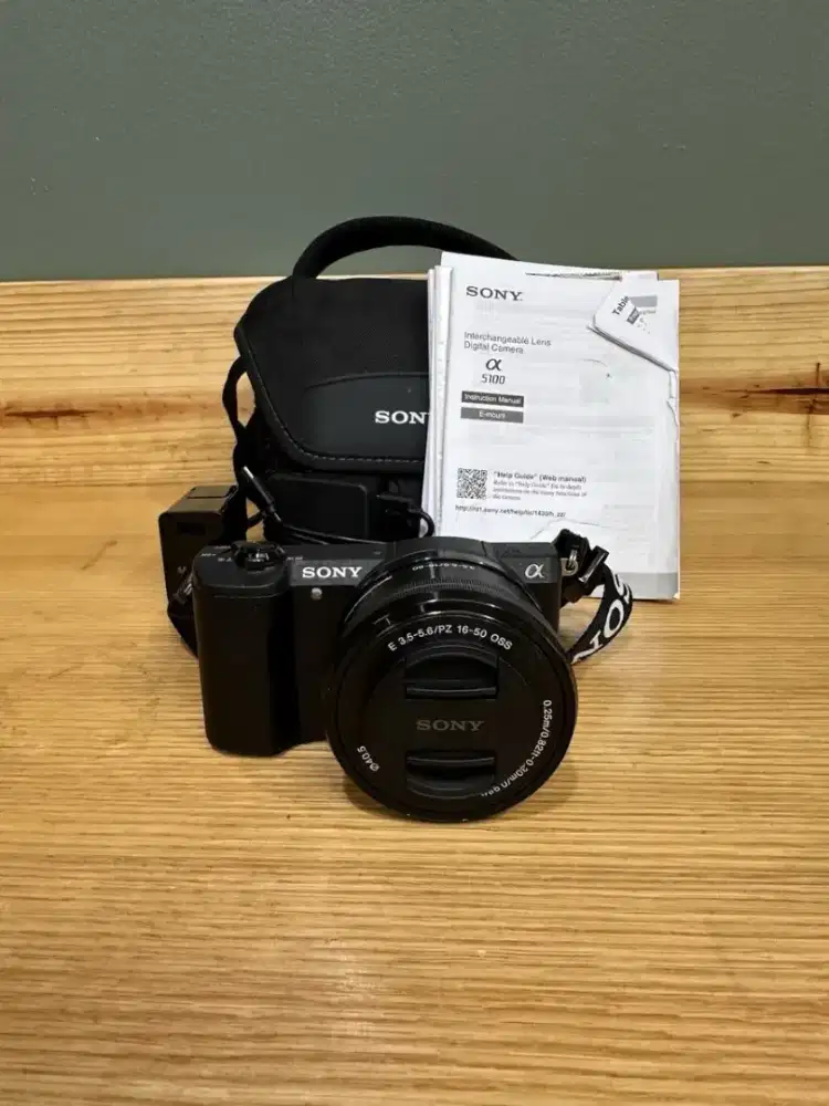 Kamera Mirrorless Sony alpha a5100 camera