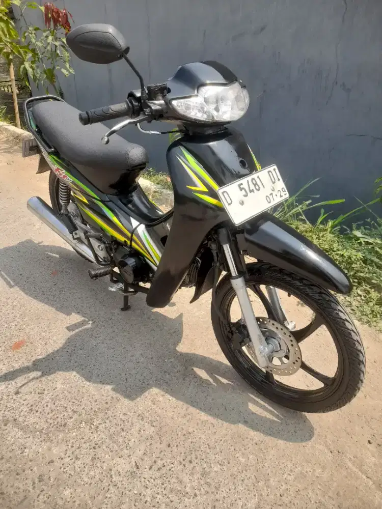 Supra Fit Tahun 2004
