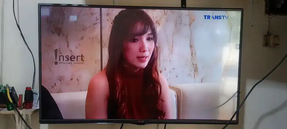 LED TV MERK LG 42 INCH ANALOG