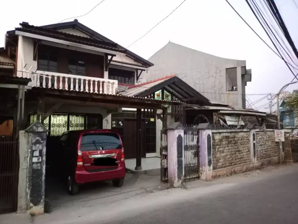 Rumah Bisa Usaha dan Tempat Tinggal di Tengah Kota, Kebon Gedang Gatsu