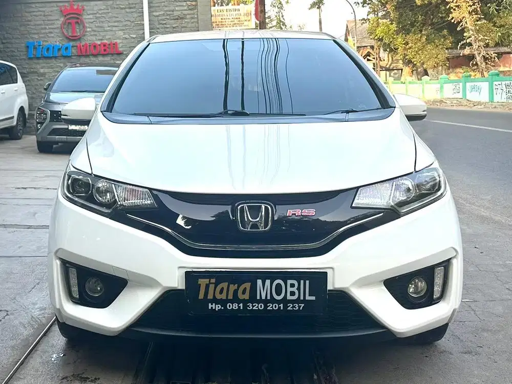 Honda Jazz 1.5 RS CVT Automatic Th 2015