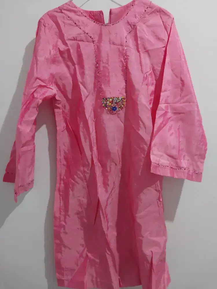 Dres dan kebaya
