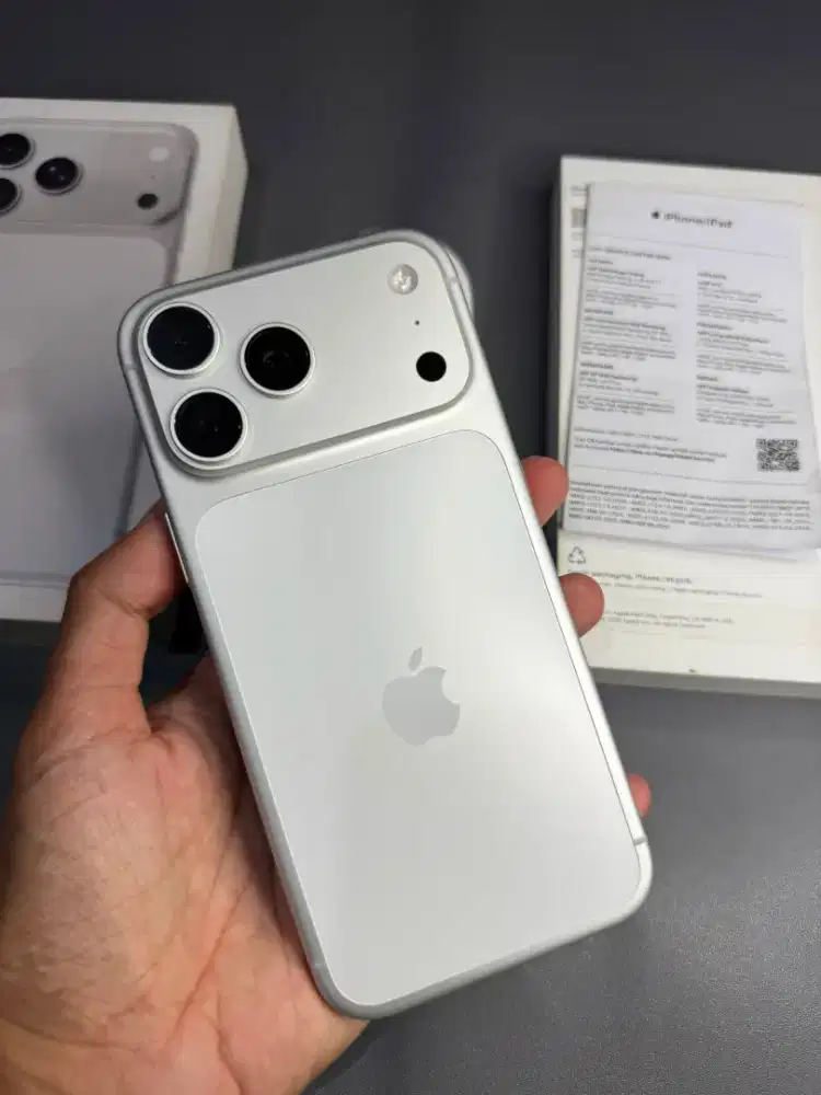 iPhone 17 Pro Max 256Gb Garansi Aktif Sampai Februari 2027