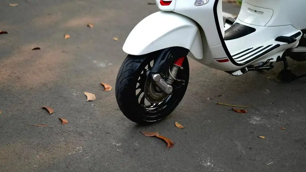 VESPA SPRINT IGET 2023 MURAH