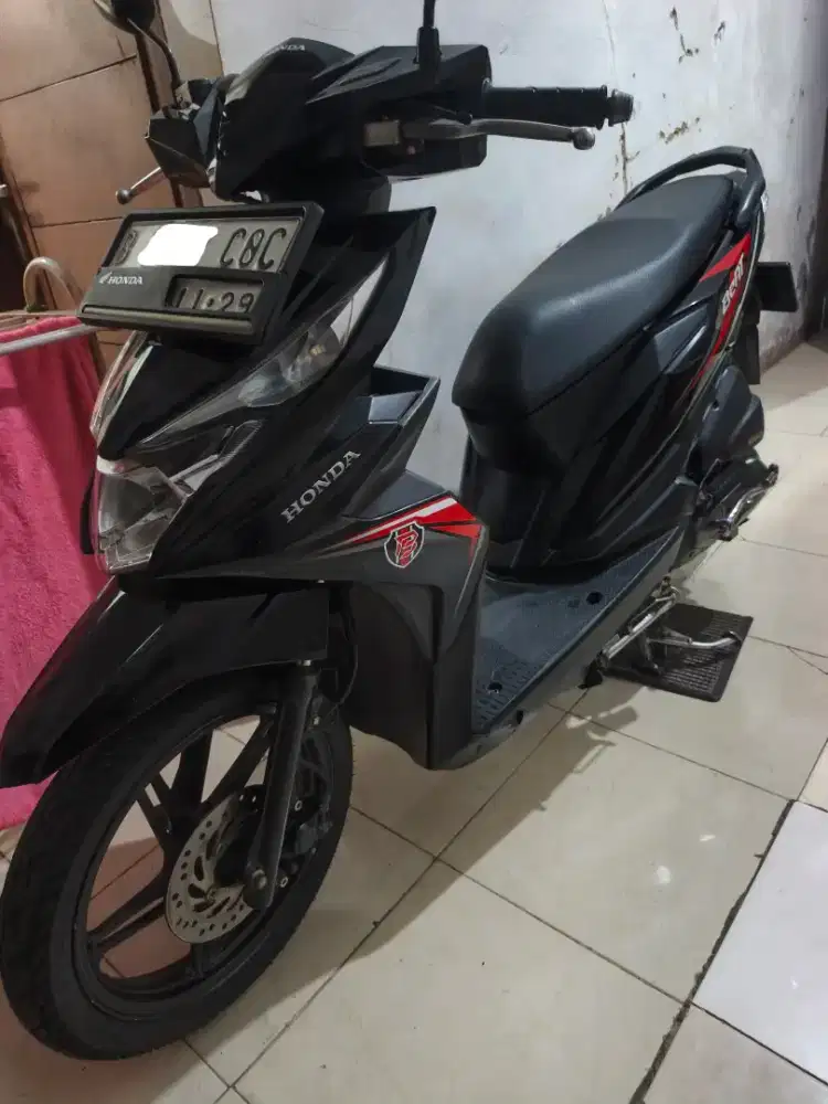 Dijual Beat Tahun 2019 Black