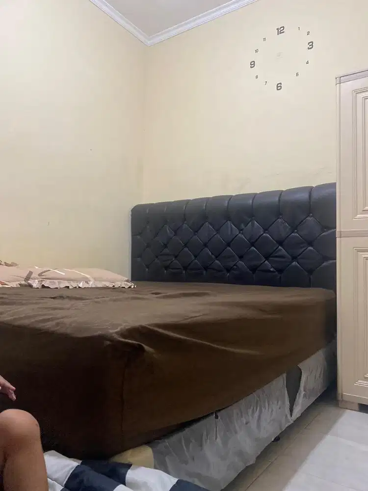 Dijual Dipan Beserta Springbed
