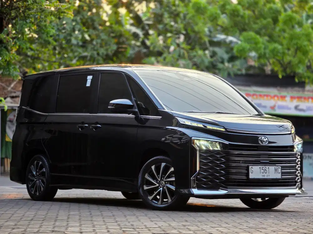 ‼️DP30jt‼️ Toyota Voxy 2022 Termurah