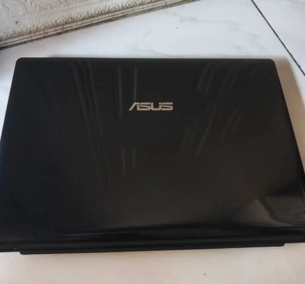 Laptop asus X45C (Second)