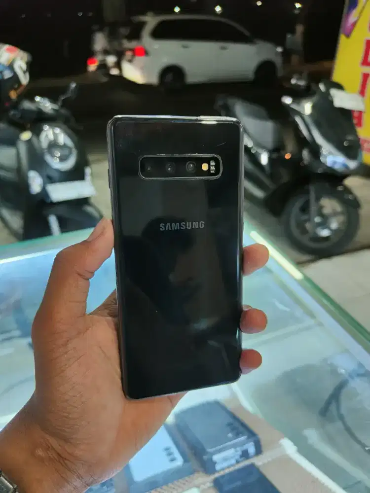 Samsung S10+ 8/128 Fullset Segel Nominus