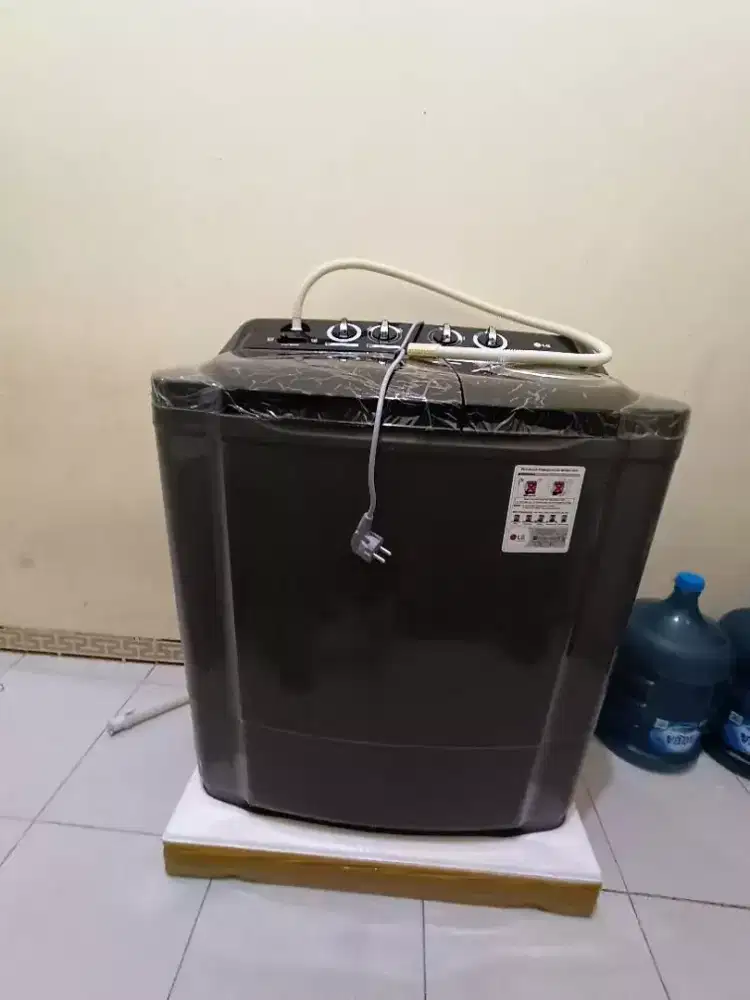 Mesin Cuci 2tabung LG P1000RT