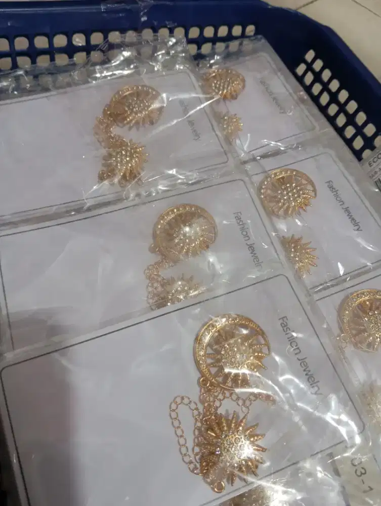 Dicari karyawan untuk online shop