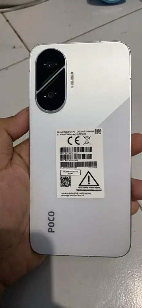 Poco F7 (fullseet)