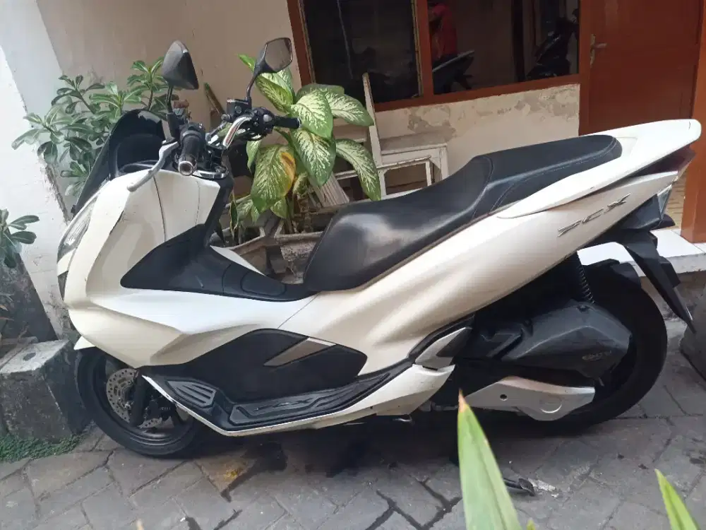 Jual Honda PCX tipe ABS tahun 2019 remot 2 biji