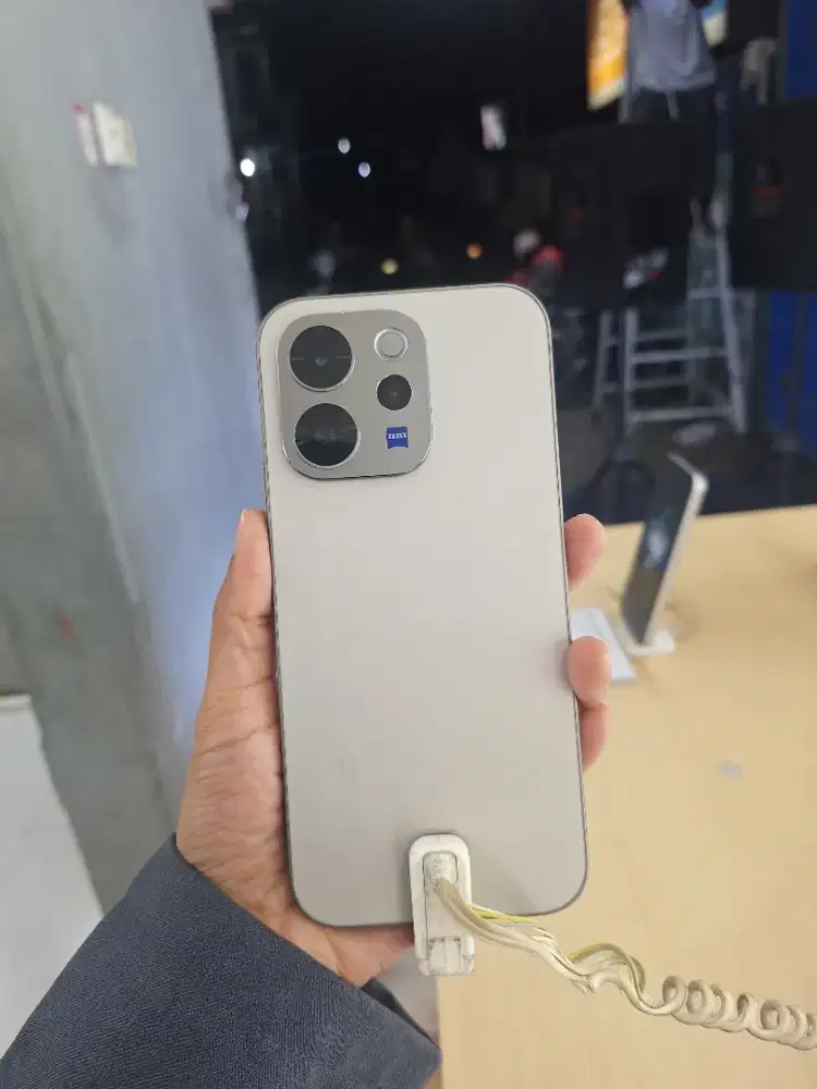 VIVO V70 5G RAM 8+8 rom 256gb kredit dp 0