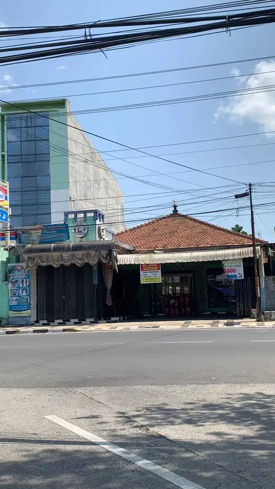DIJUAL RUMAH, lokasi sangat STRATEGIS UNTUK BISNIS karena kurun