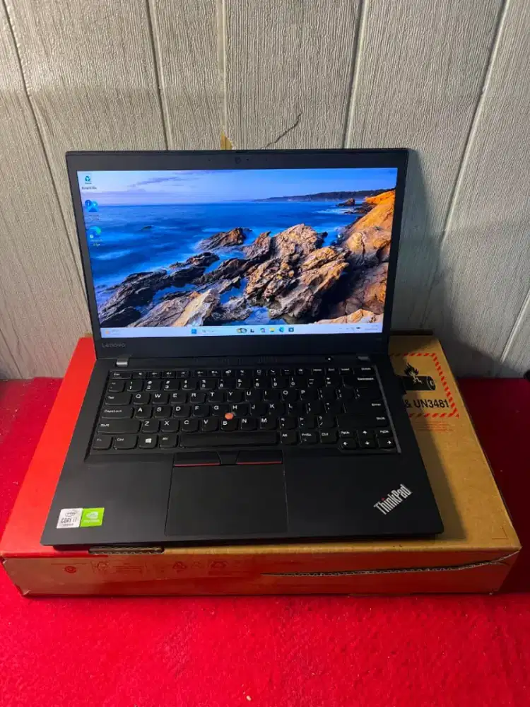 Nego tipis Lenovo Thinkpad T14 Gen 1 Core i7 generasi 10