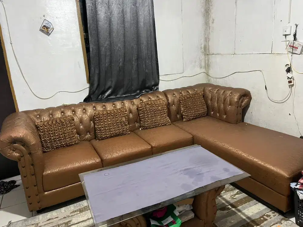 Sofa besar leter L
