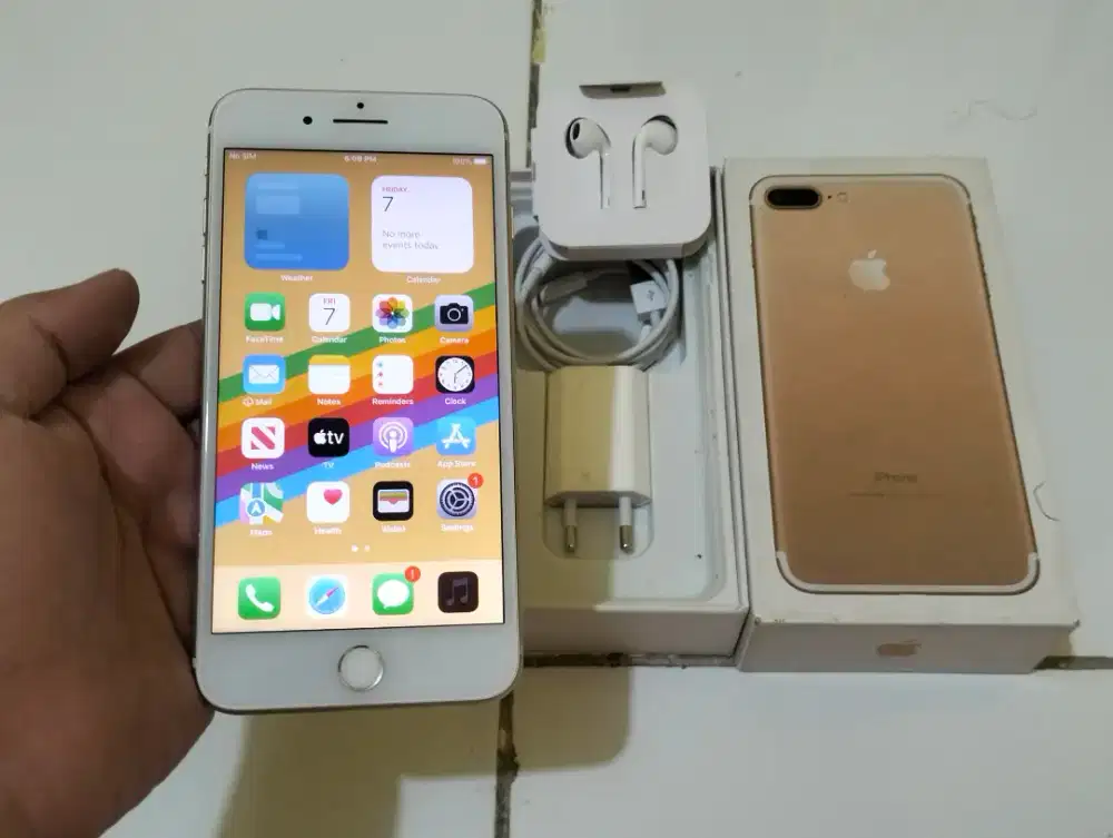 BUTUH UANG iPhone 7+ Plus 32GB GOLD 4G LTE ALL OPERATOR inter No Minus