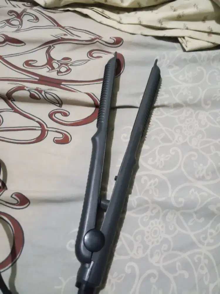 Catokan Goto Hair Straightener