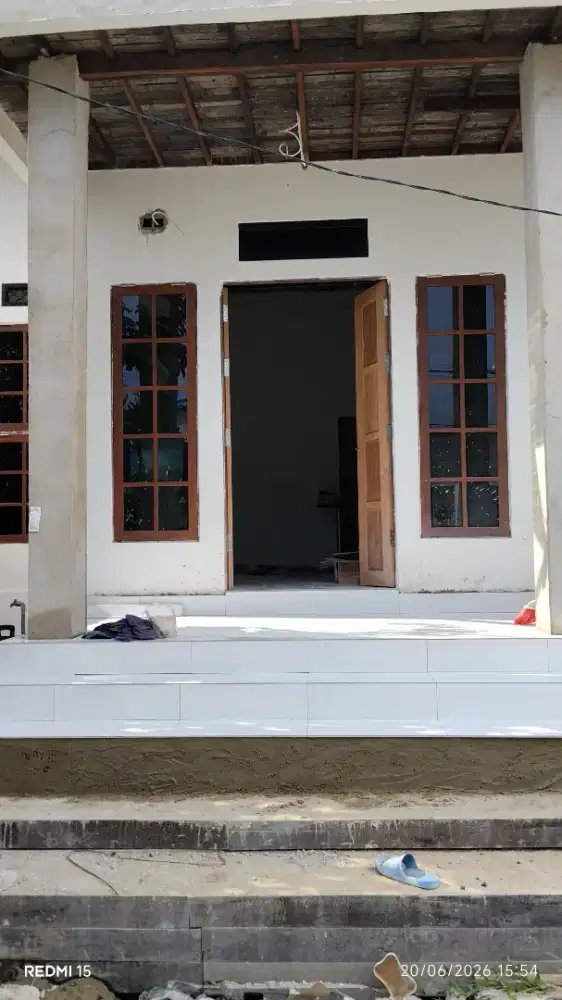 Jasa tukang kayu dan batu