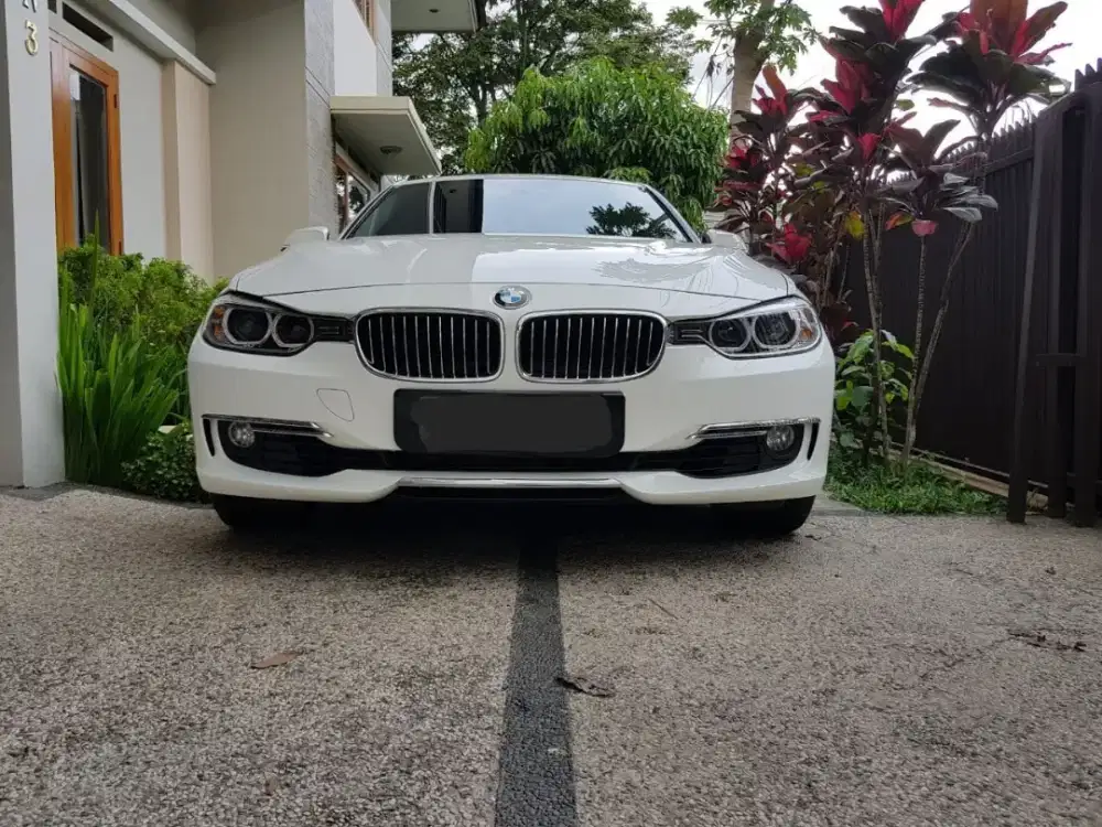 Jual BU cpt KM 49rb bmw 328i full ori