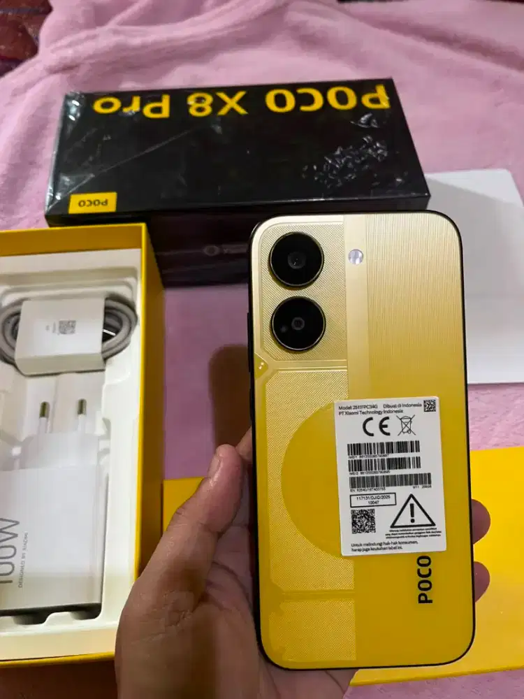 Poco x8pro like new.8/256