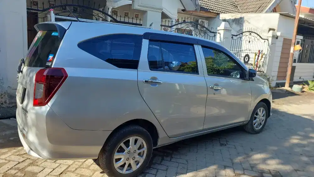 Jual daihatsu sigra