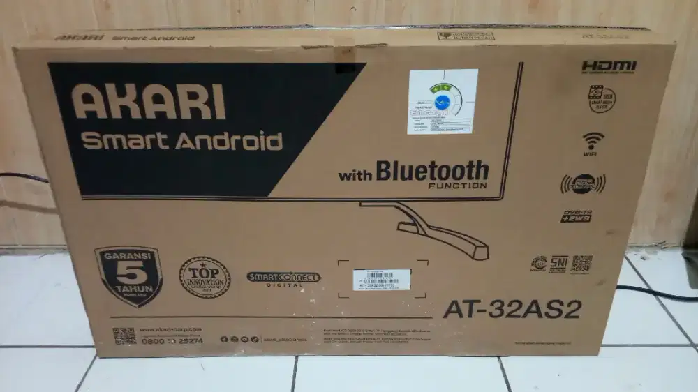 Tv led Akari android digital 32inchi likenew