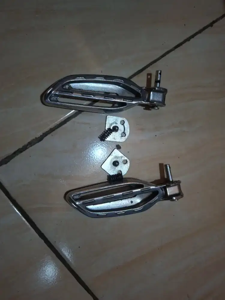 Jual Cepat Spart Step Kaki Kanan Kiri Milik Honda Scopy