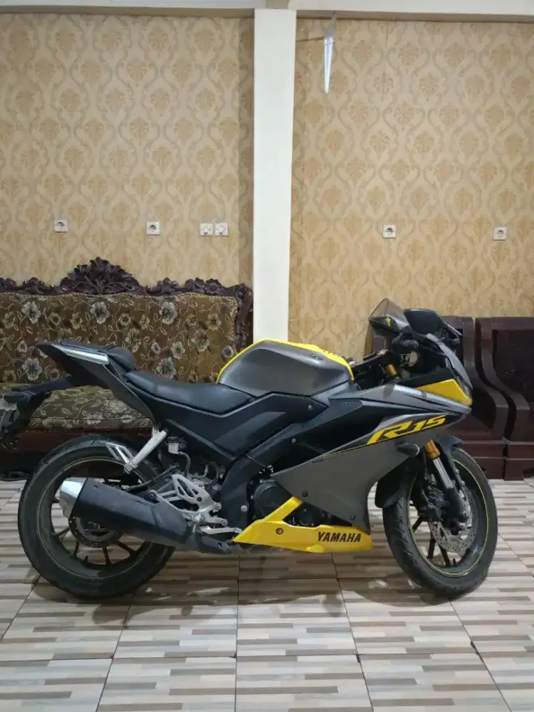 Yamaha R 15 tahun 2019