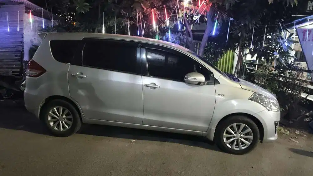 Suzuki Ertiga 2012 Bensin