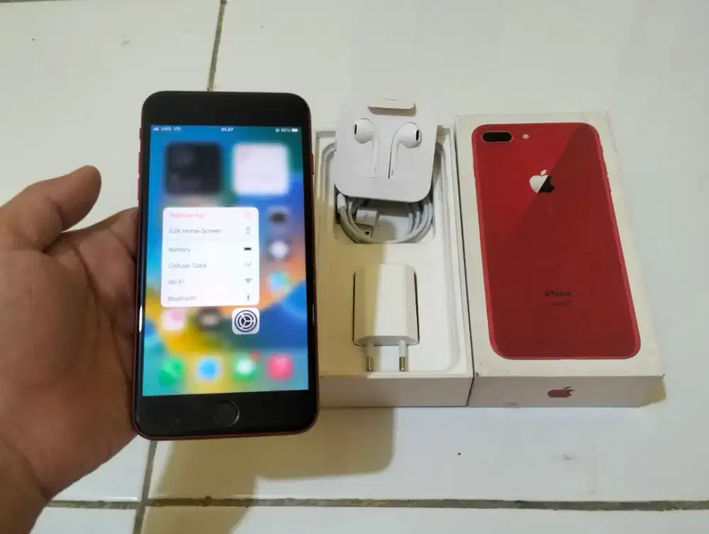 BU iPhone 8+ Plus 256GB Special Red Edition 4G LTE Fullset iCloud Aman