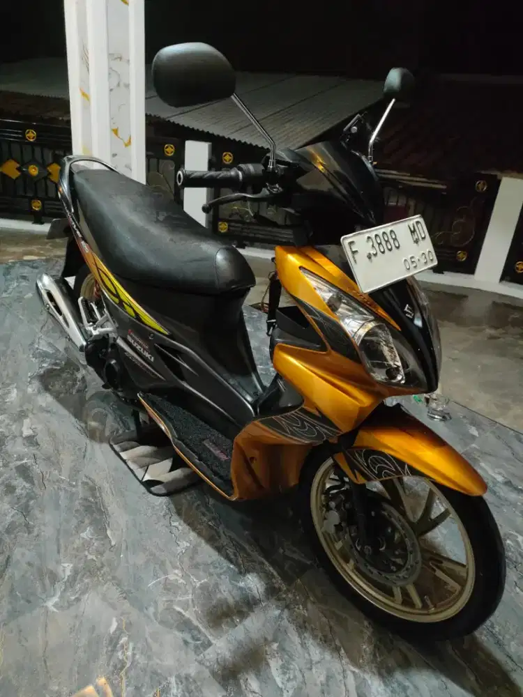 Suzuki skywave 2010 majestik gold rare