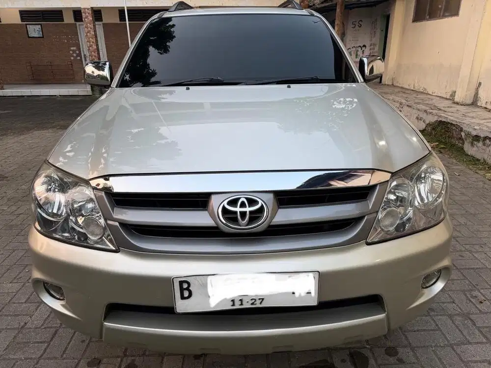 DIJUAL – Toyota Fortuner G 2.5 Diesel M/T