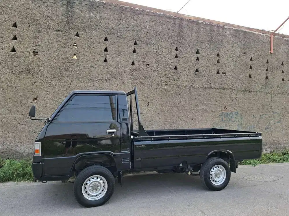 Mitsubishi L300 Pickup KM19rb Pick Up 2024