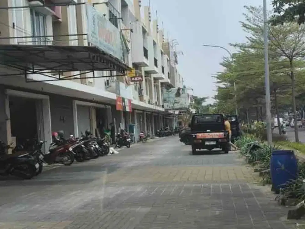 [TURUN HARGA] Dijual Ruko 3 Lantai Heliconia Harapan Indah Bekasi, Pinggir Jalan Utama - 2.6M Nego