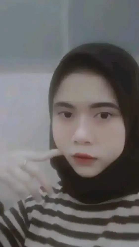 Mencari kerjaan apa aja yang penting halal