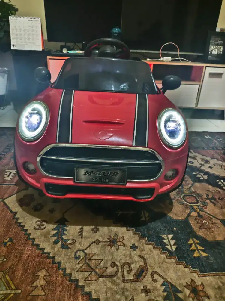 Mobil Mainan Listrik Aki Remote Control Mini Cooper Merah