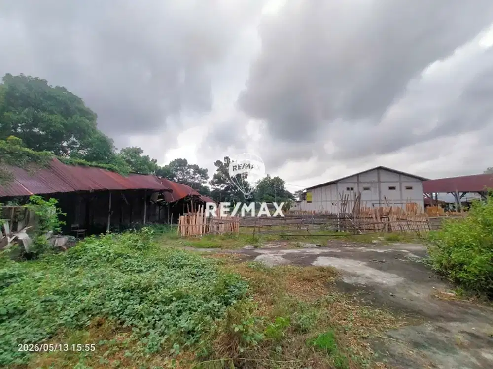 DISEWAKAN LAHAN GUDANG /PABRIK GIRI-Banyuwangi