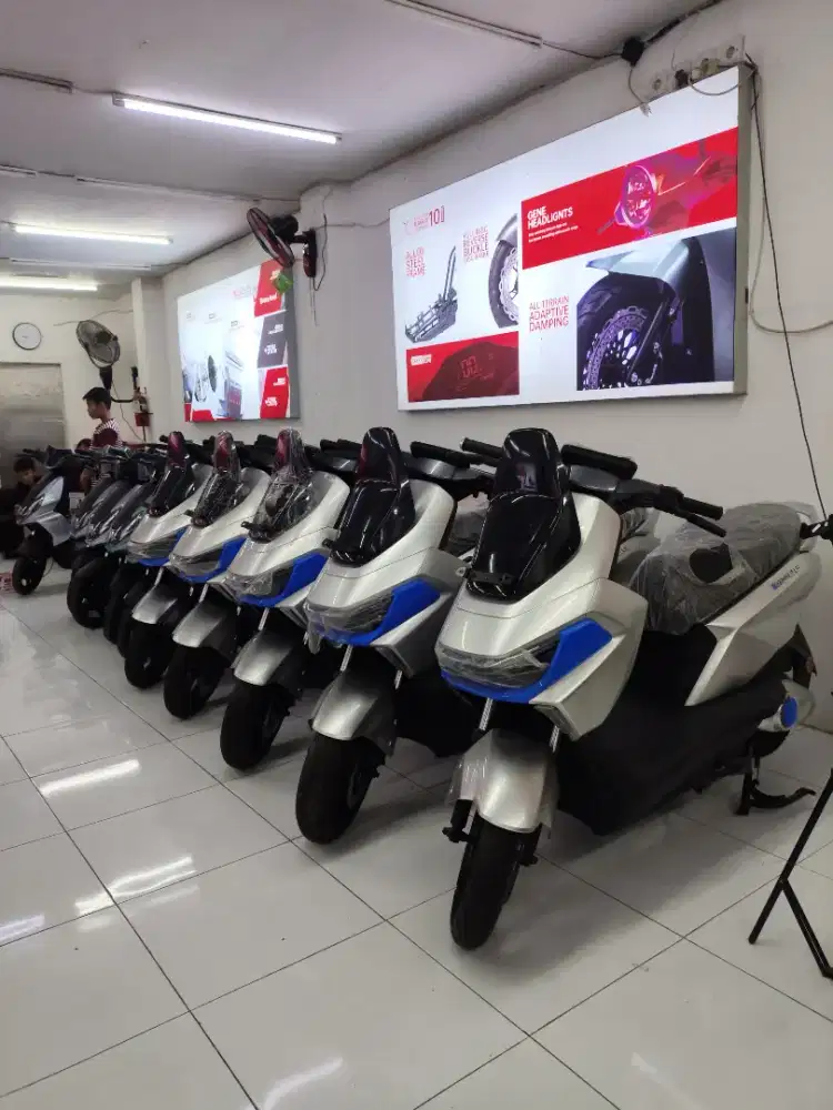 MOTOR LISTRIK UWINFLY M90G, BATTRY LITHIUM PORTABLE, JARAK 90KM BRGRNS