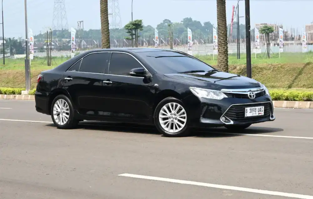 (Tdp2jt) Camry V 2018 Hitam