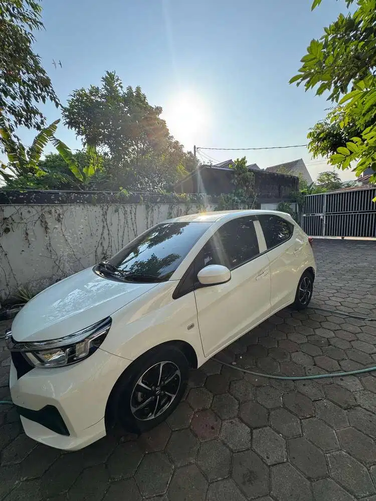Honda Brio 2023 Bensin
